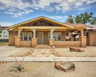 Inviting Lubbock Home 1 Mi to Downtown - Lubbock - Building