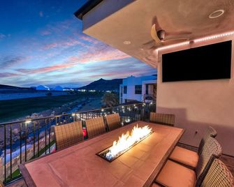 Cr 1622 -- Pitch Perfect - Golf Course Views - Spa - Hurricane - Balkon