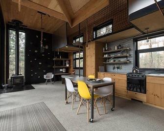 Cabin Zoobox 68 Summa - Eastman - Comedor