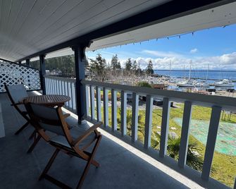 The Lund Resort at Klah ah men - לונד - מרפסת