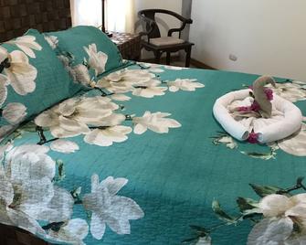 Entire villa with large deck 2 bedroom 2 bathroom with gorgeous community pool - Playa Hermosa - Habitación