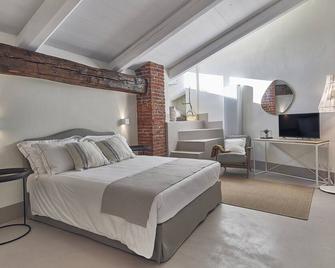 Latrelecleopatre - Ivrea - Habitación