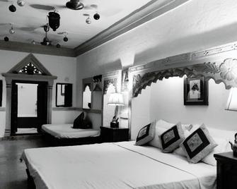 Shahi Guest House - Jodhpur - Bedroom