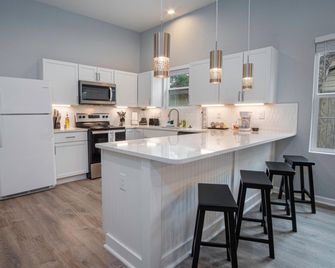 Your Dream Stay 4br/2ba Near Downtown & Riverwalk - San Antonio - Cocina
