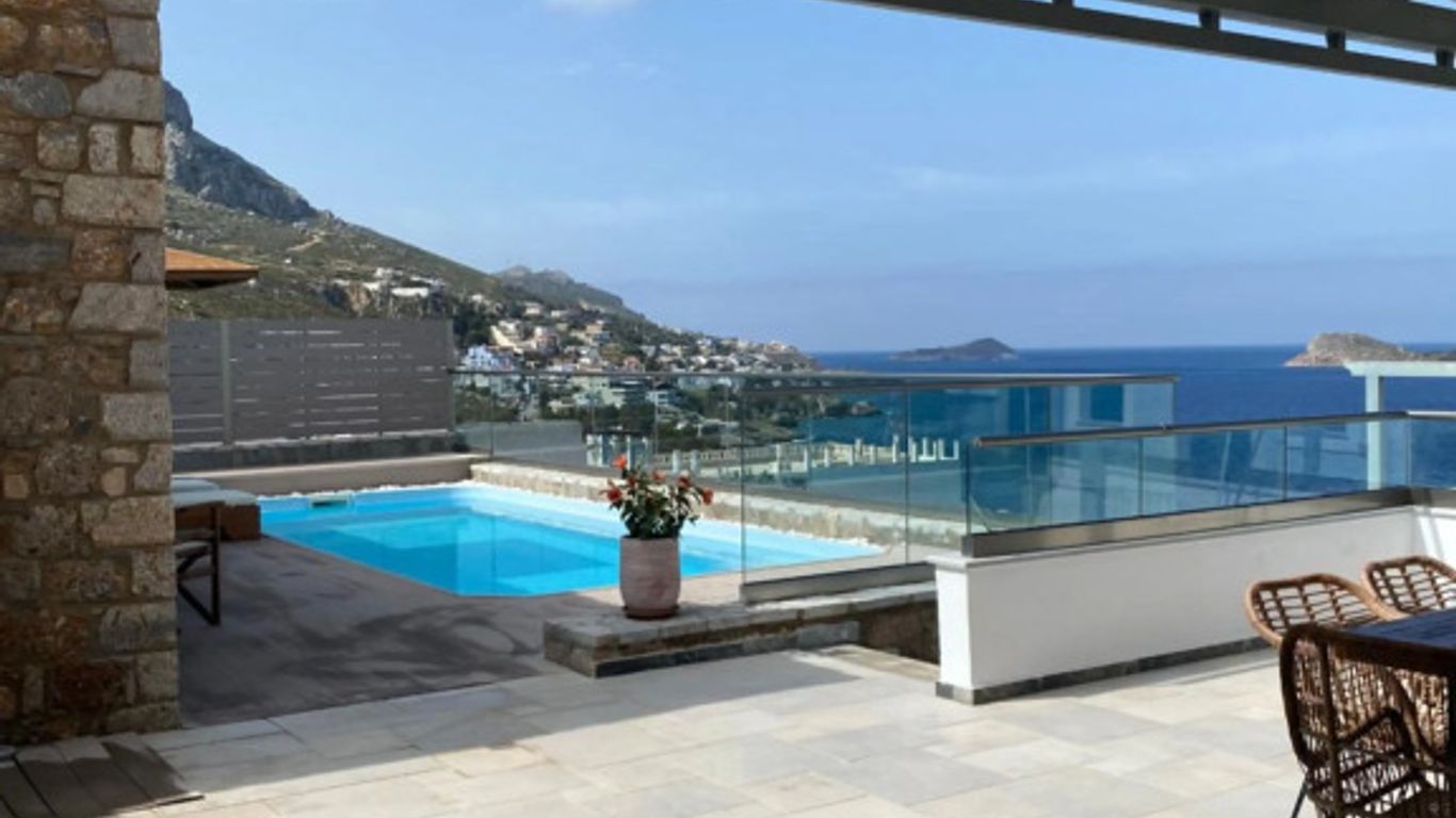 Elena Village Hotel & Suites