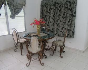 coronado chame furnished apartments near beach - Chame - Comedor