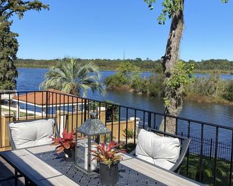Beautiful newly renovated waterfront home - Hanahan - Balcony