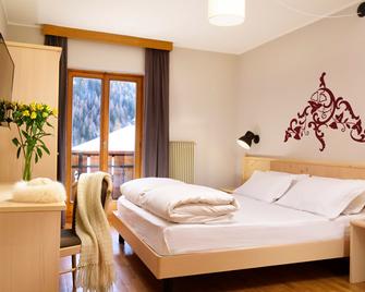 Hotel Principe Marmolada - Rocca Pietore - Camera da letto