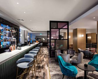 Hilton Edinburgh Carlton - אדינבורו - בר