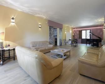 Bio Agriturismo Valle Dei Calanchi - Castiglione in Teverina - Sala de estar