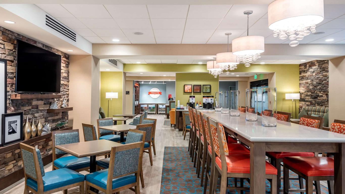 Hampton Inn Baltimore/Bayview Campus