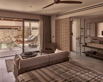 Theros All Suite Hotel - Adults Only - 科斯鎮 - 臥室