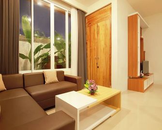 Brand New Villa Tentrem 1 Canggu - North Kuta - Sala de estar