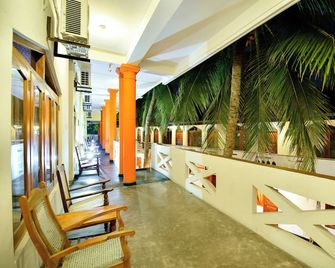 International Beach Hotel & Restaurant - Hikkaduwa