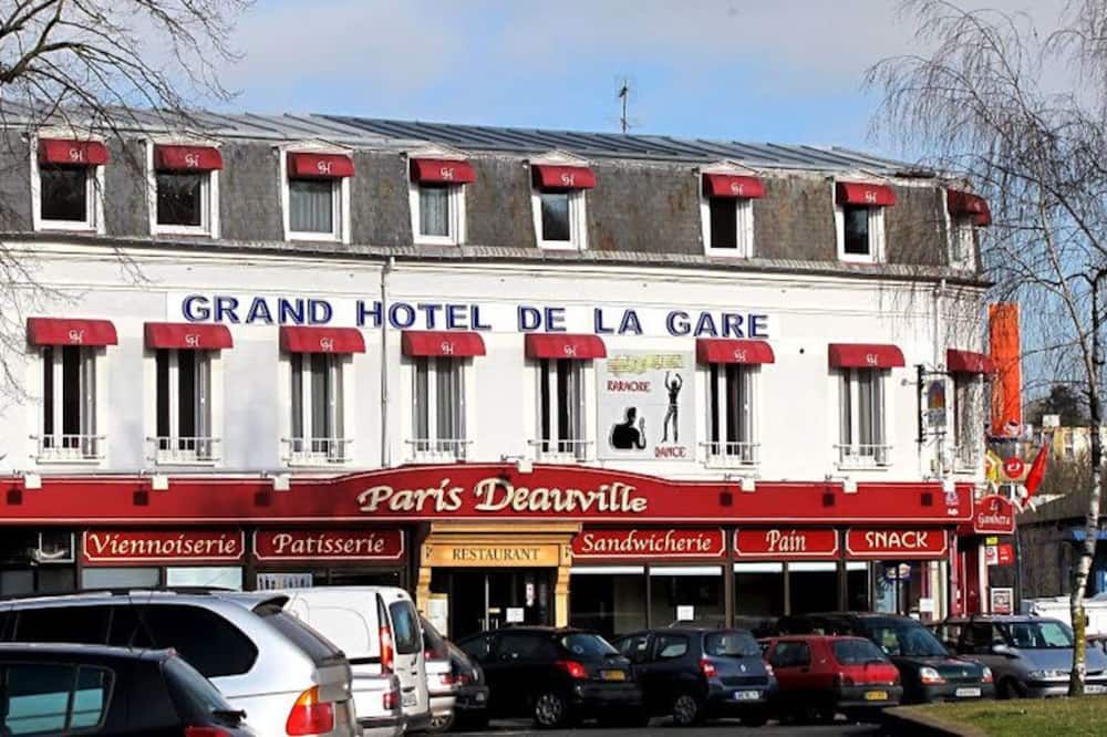 Grand Hotel De La Gare - Evreux - Edificio
