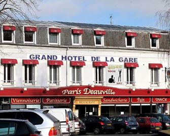 Grand Hotel De La Gare - Evreux - Edificio