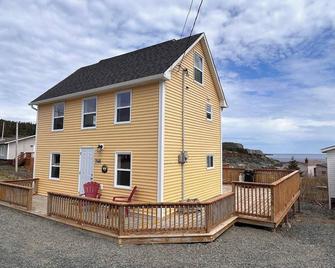 Wild Cove Retreat Sum - Twillingate - Building