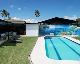 Hotel Cafelia boutique - Fonda Central - Pool