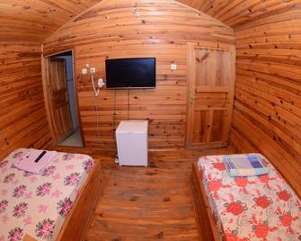 Camlik Pansiyon - Cirali - Habitación