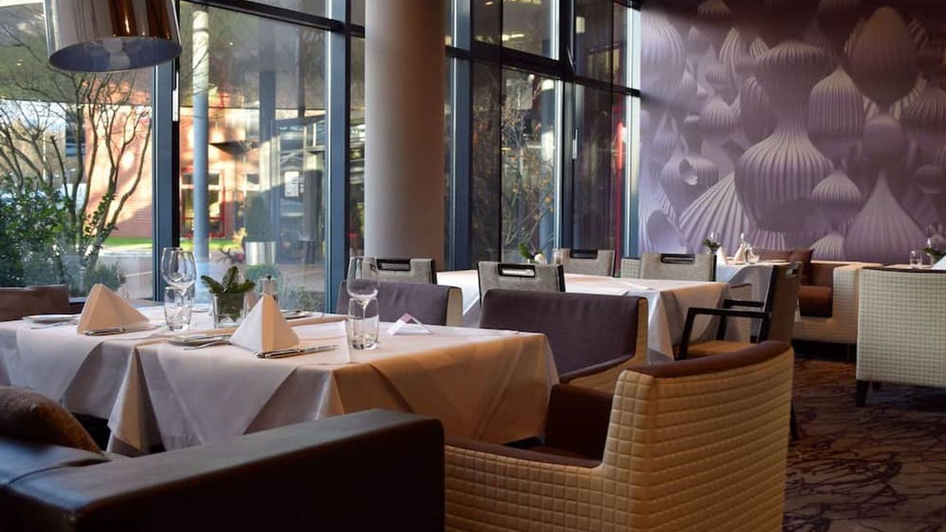 elaya hotel frankfurt oberursel, Trademark Collection by Wyndham