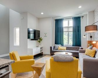 Luxury Home Near Music Row, Nashville - Nashville - Sala de estar
