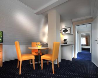 Hotel Römerhof - Stuttgart - Dining room