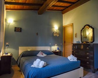 Villa Farfalla Bianca - Vitorchiano - Bedroom