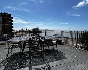 New Birchfield Hotel - Weston-super-Mare - Balcony
