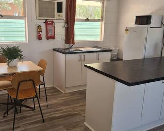 Alice Motor Inn - Alice Springs - Mutfak