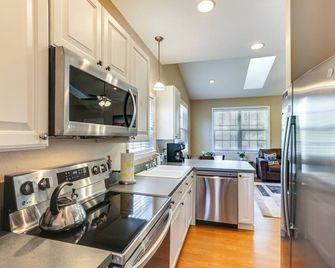 Lucky 8 Lake House in Bainbridge with Private Dock - Bainbridge - Keuken
