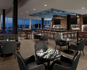 Delta Hotels by Marriott Thunder Bay - Thunder Bay - Restoran