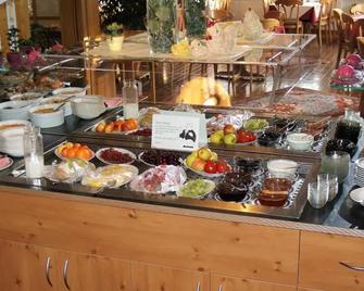 Hotel Altenberg - Baden-Baden - Bufet