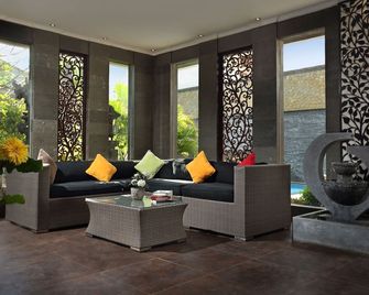 Vamana Resort - Chse Certified - Pemenang - טרקלין