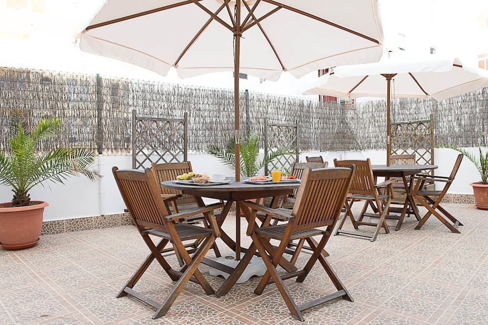 Hostal Residencia Europa Punico