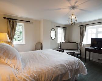 Chequers Hotel - Pulborough - Спальня