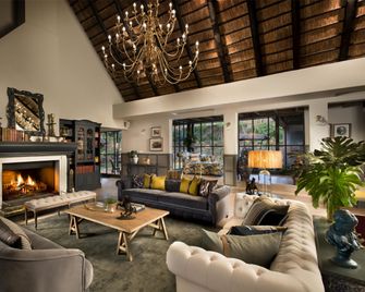 Anantara Stanley & Livingstone Victoria Falls - Victoria Falls - Lounge