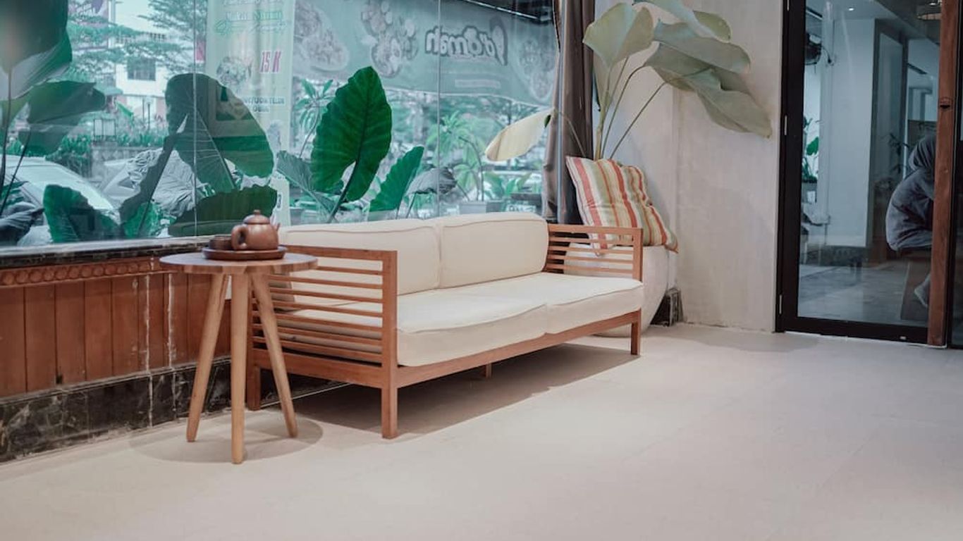 ذا هيلز هوتل