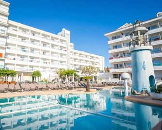 Fergus Club Pineda Splash - Pineda de Mar - Bazén