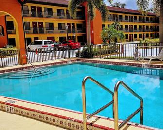 Budget Inn Of Orlando - Orlando - Pool