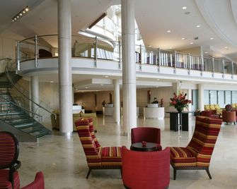 Pillo Hotel & Leisure Club - Ashbourne - Lobby