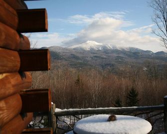 Panoramic Mountain Views From This Private Mountain Cabin. - Keene Valley - Balcony