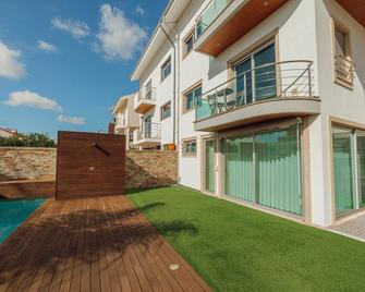 Pool & Cinema Villa by Vacationy - Porto - Gebäude