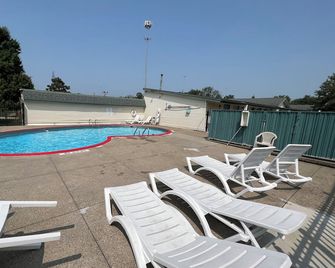 Motel Beechmont - Cincinnati - Piscina