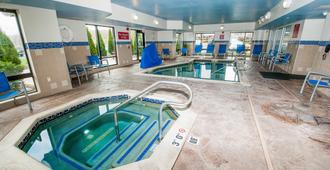 TownePlace Suites by Marriott Scranton Wilkes-Barre - Moosic - Pool