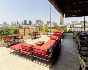 Penh House Hotel - Phnom Penh - Parveke