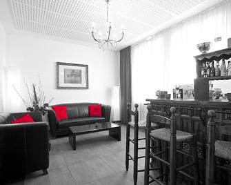 Hotel Carmen - Munich - Living room