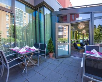 Novina Hotel Tillypark - Nuremberg - Patio