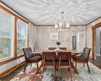 Kc Historic Gem20minkcstadiumstreetcar Route (24 Oct) - Kansas City - Dining room