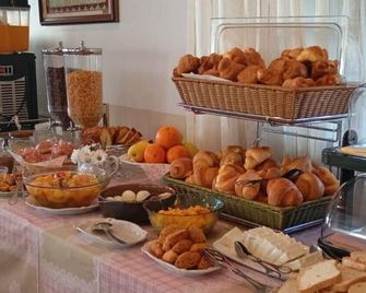 Santo Antonio - Fátima - Buffet