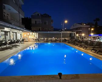 Soykan Hotel - Marmaris - Piscina